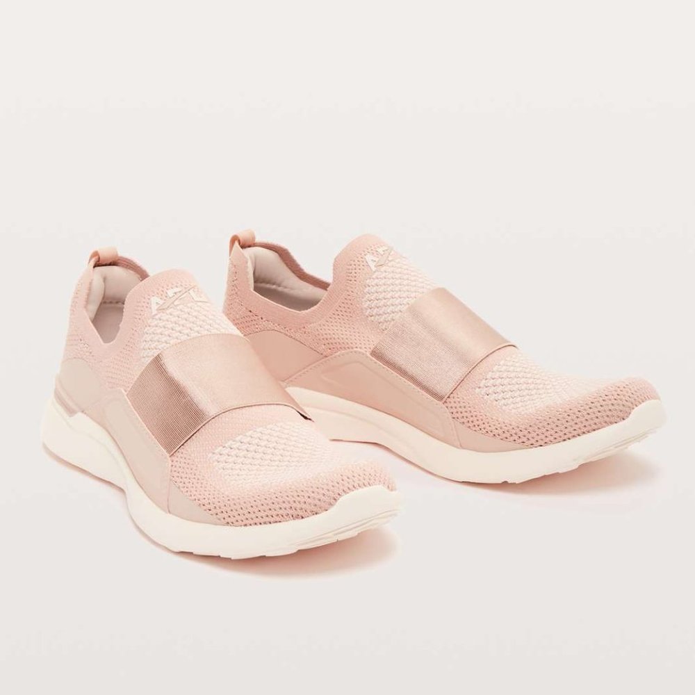 APL Techloom Bliss Sneakers 8 NIB Rose